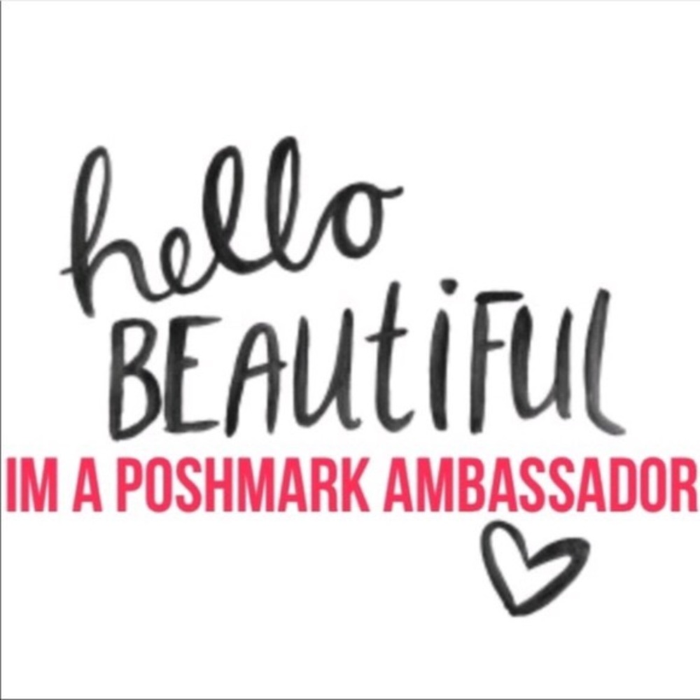 I’m a Poshmark Ambassador💞